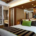 Select Hotel