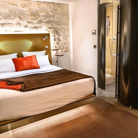 Hotel Select 4*