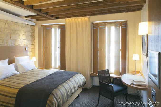 Select 4* Parigi