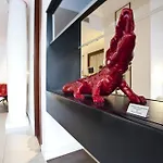 Select Hotel