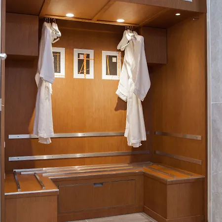 Select Hotel 4*