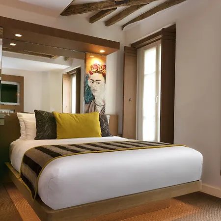 Select Hotel