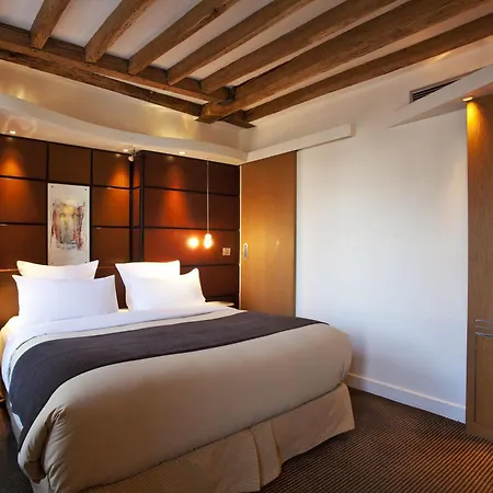 Select Hotel